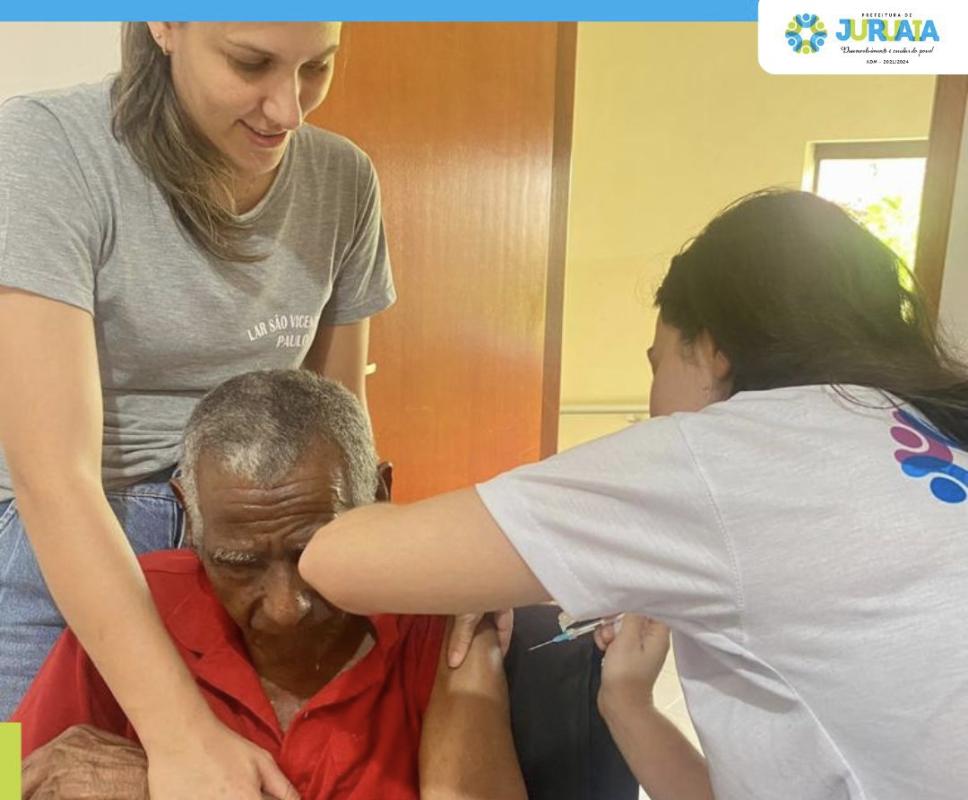 JURUAIA INICIA VACINAÇÃO CONTRA COVID-19 COM IMUNIZANTE PFIZER BIVALENTE