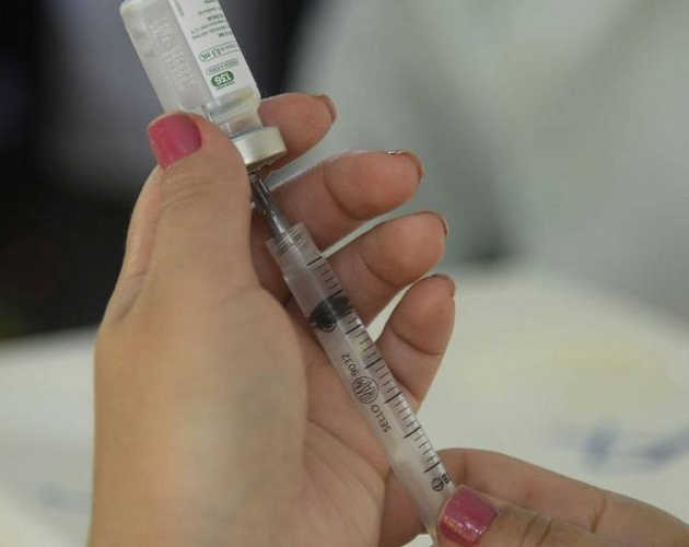 SALA DE VACINA DE JURUAIA COMEÇA A APLICAÇÃO DA DOSE DE REFORÇO DA VACINA CONTRA A COVID-19