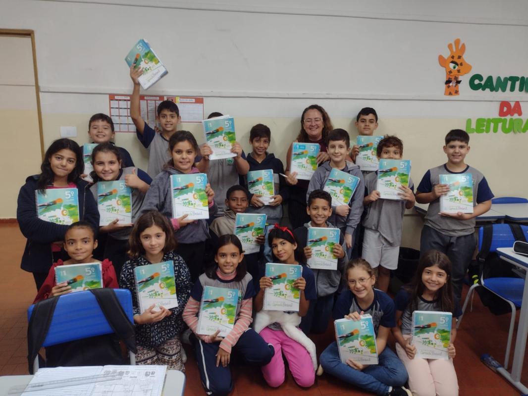 PREFEITURA E SECRETARIA DE EDUCAÇÃO FORNECEM APOSTILAS DIDÁTICAS AOS ALUNOS DA REDE MUNICIPAL
