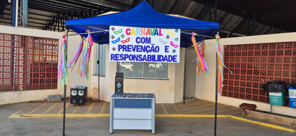 CARNAVAL SEGURO: Equipe em Saúde e Vigilância Epidemiológica realiza ação de conscientização.