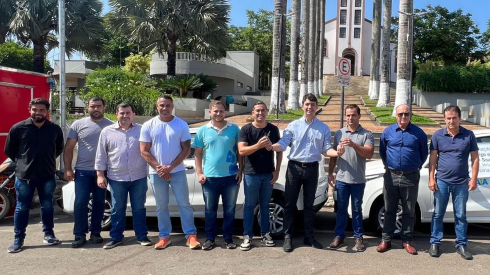 DEPUTADO ESTADUAL CÁSSIO SOARES ENTREGOU 02 VEÍCULOS PARA A ÁREA DA SAÚDE EM JURUAIA