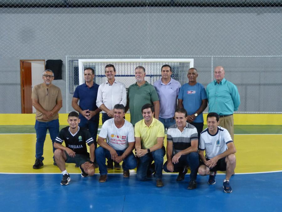  INAUGURAÇÃO NA QUADRA DOS GOMES