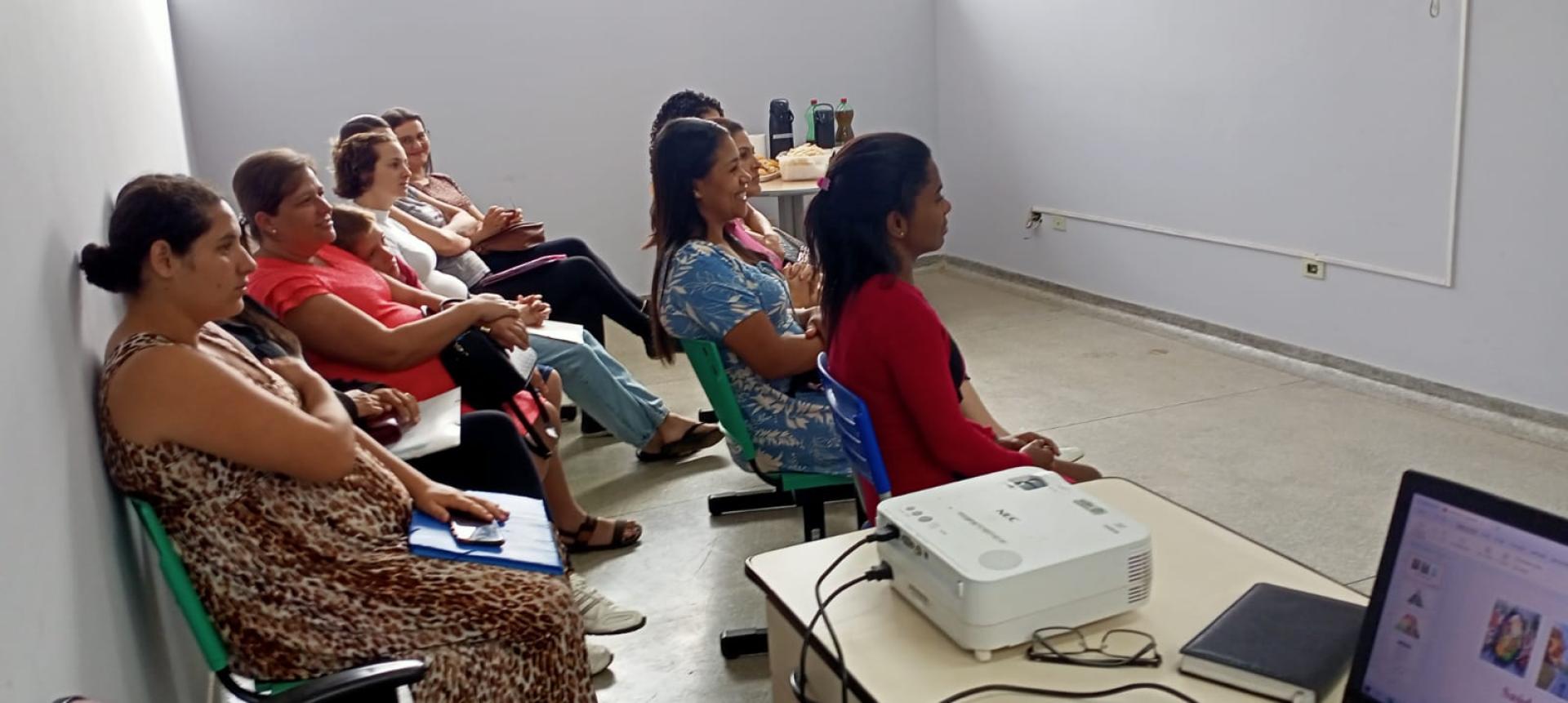ORIENTAÇÃO ALIMENTAR PARA GESTANTES