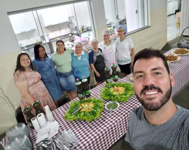 JANTAR DE CONFRATERNIZAÇÃO DA MELHOR IDADE