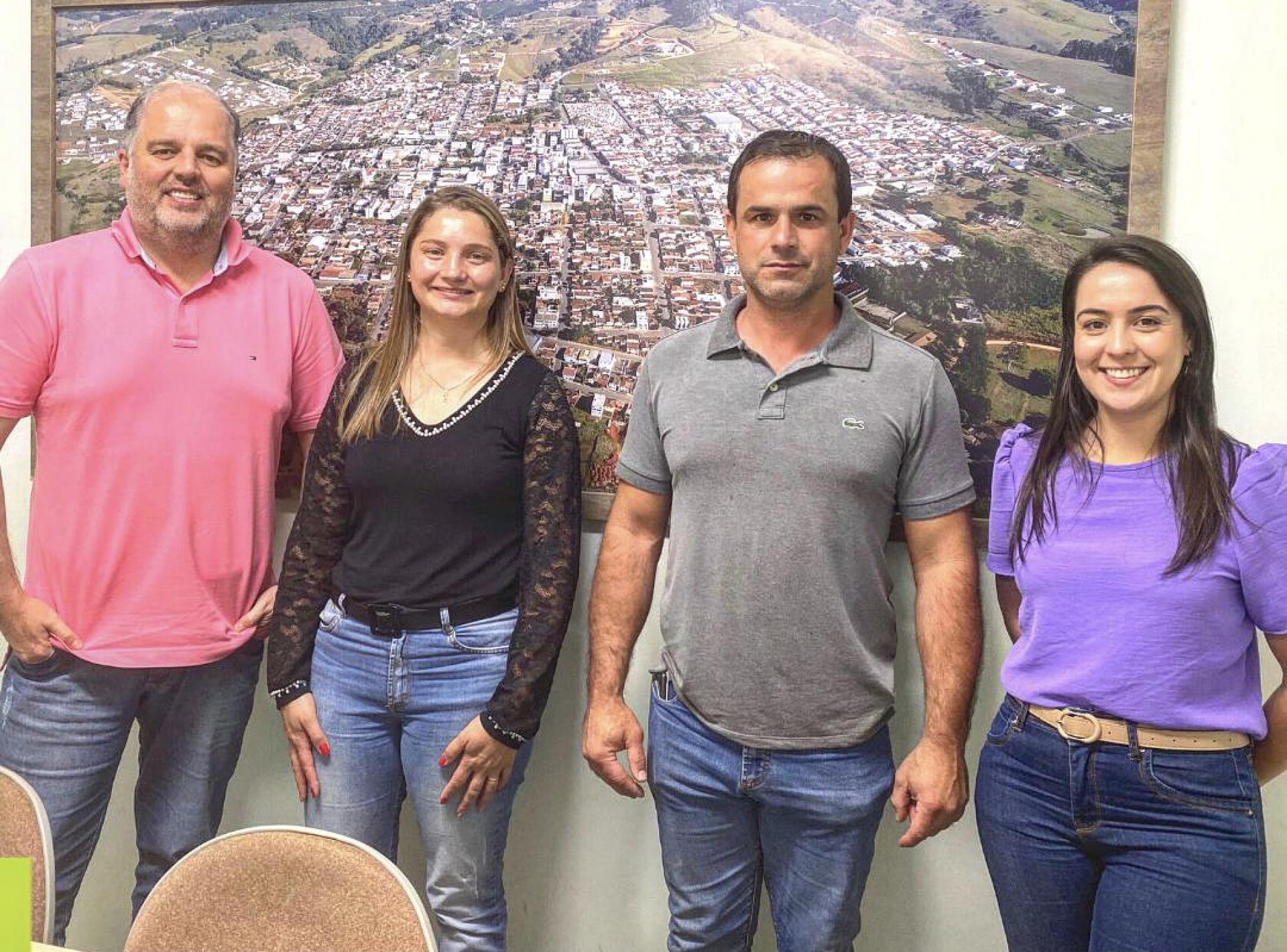 CURSOS GRATUITOS: REUNIÃO DEFINE PARCERIA ENTRE PREFEITURA DE JURUAIA E SENAR
