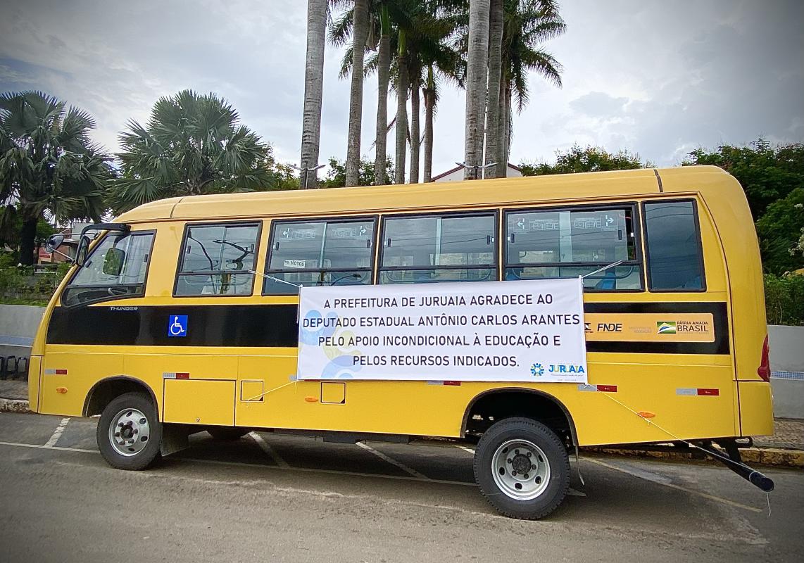 MAIS UM ÔNIBUS NOVO PARA O SETOR DA EDUCAÇÃO EM JURUAIA