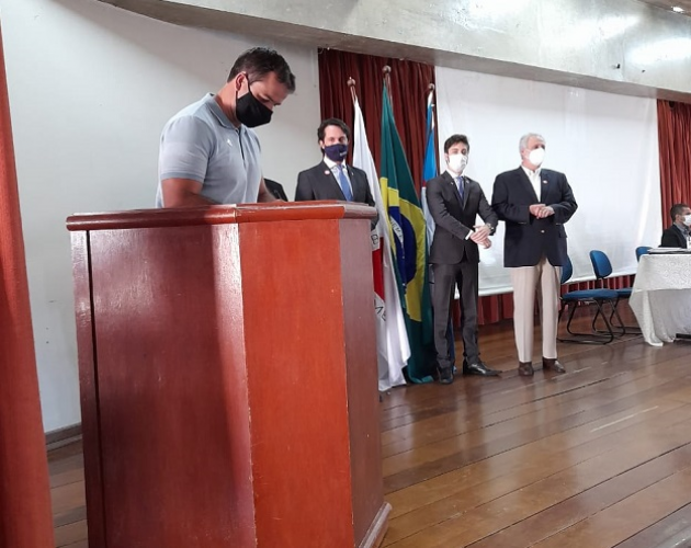PREFEITO CELSINHO ASSINA DECRETO DE LIBERDADE ECONÔMICA EM CERIMÔNIA EM SÃO SEBASTIÃO DO PARAÍSO
