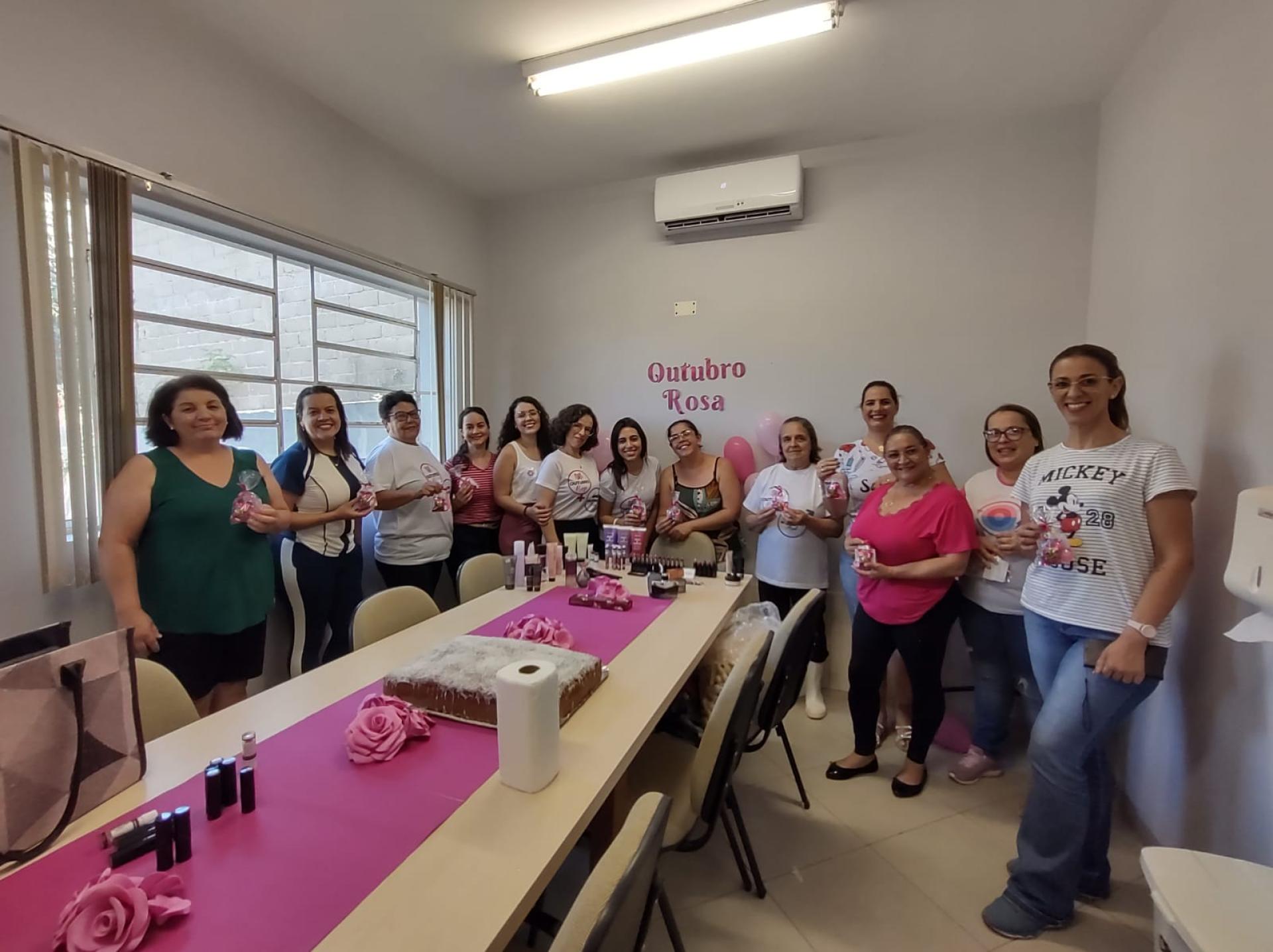 OUTUBRO ROSA: CUIDANDO DE QUEM CUIDA